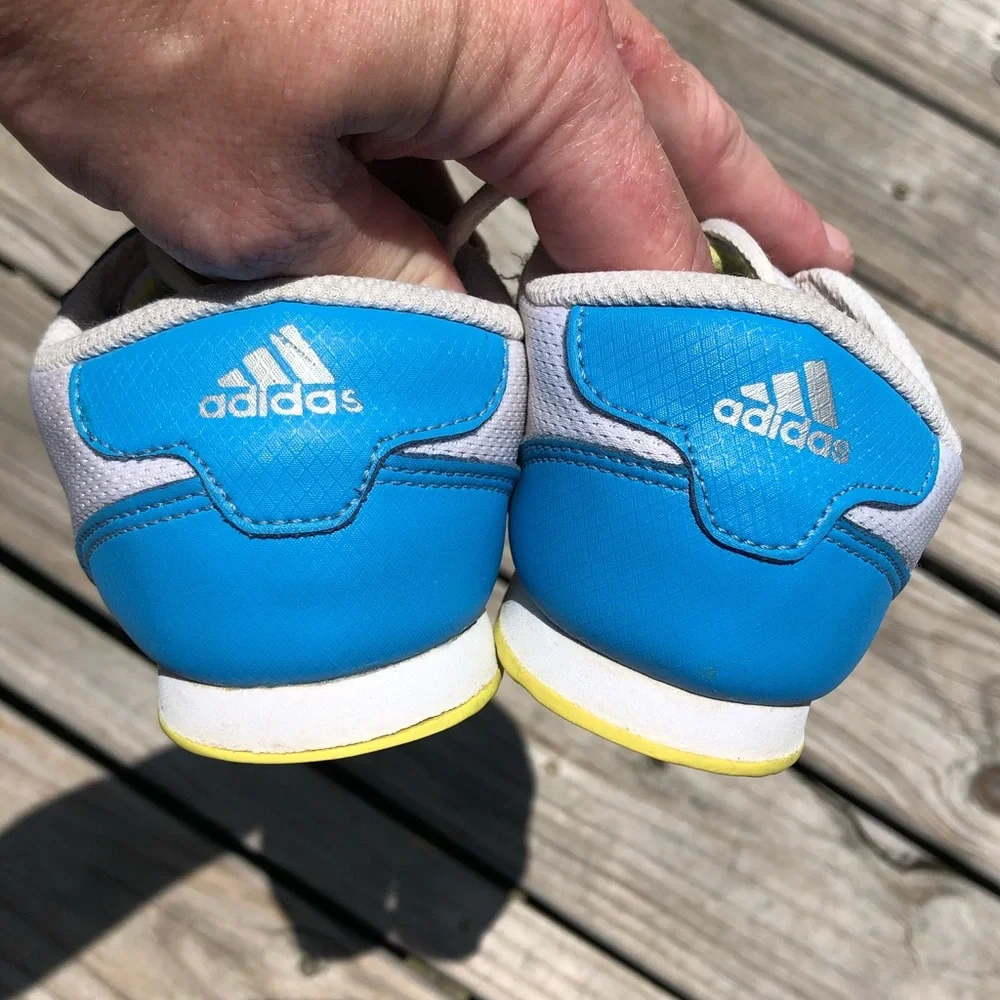 - Adidas Sz 10 Vintage Style Toddler Sneakers! E/VGUC!